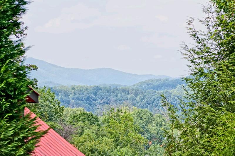 Mountain Mist Honeymoon Cabin, Heartland Cabin Rentals, Gatlinburg, TN